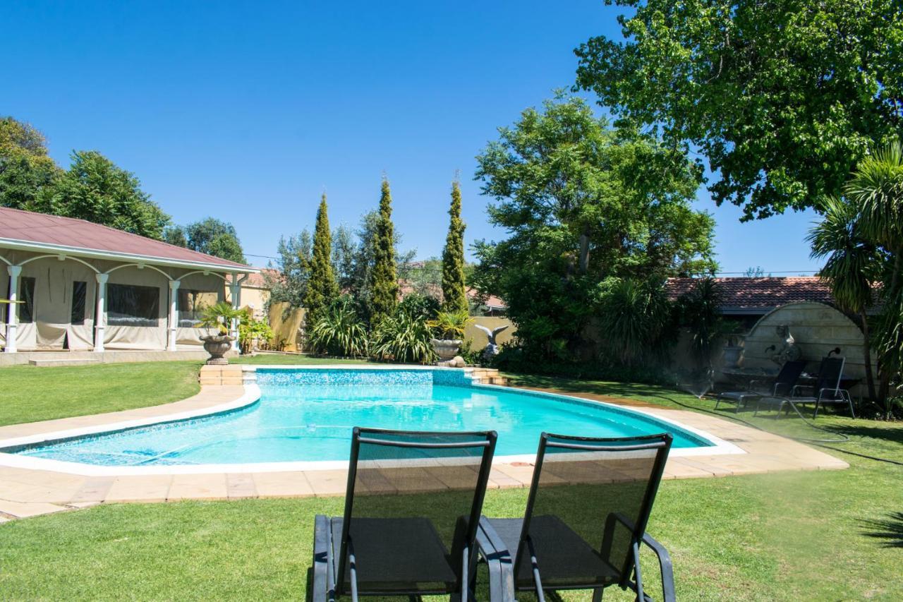 Casa Romana B&B Ladybrand エクステリア 写真